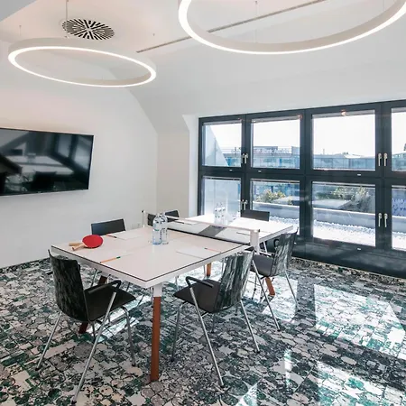 Arcotel Donauzentrum Wien-3